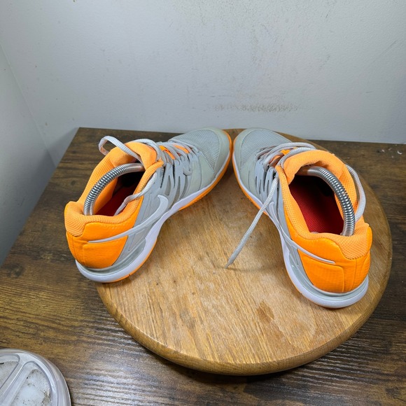Nike Vapor Court Tennis Shoes Women\'s Gray Orange Sneakers Size 8 543222-018